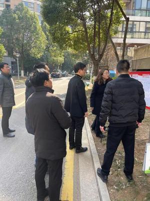 無錫市住房和城鄉(xiāng)建設局對宜興市2022年度"先鋒物業(yè)"和黨建引領(lǐng)物業(yè)管理服務工作示范點進行考核驗收